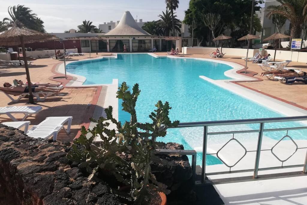 Apartamento Giovanni 09 Playa Roca Costa Teguise Kültér fotó